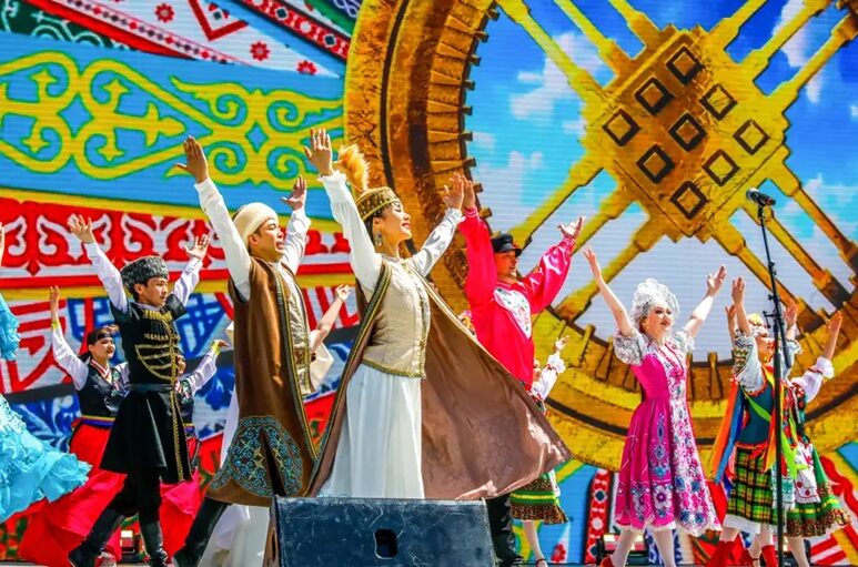 Свыше 95% казахстанцев положительно оценивают межэтническую ситуацию в стране