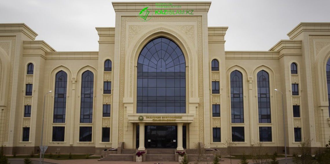 От Верховного муфтия до имама сельской мечети: Вертикаль управления