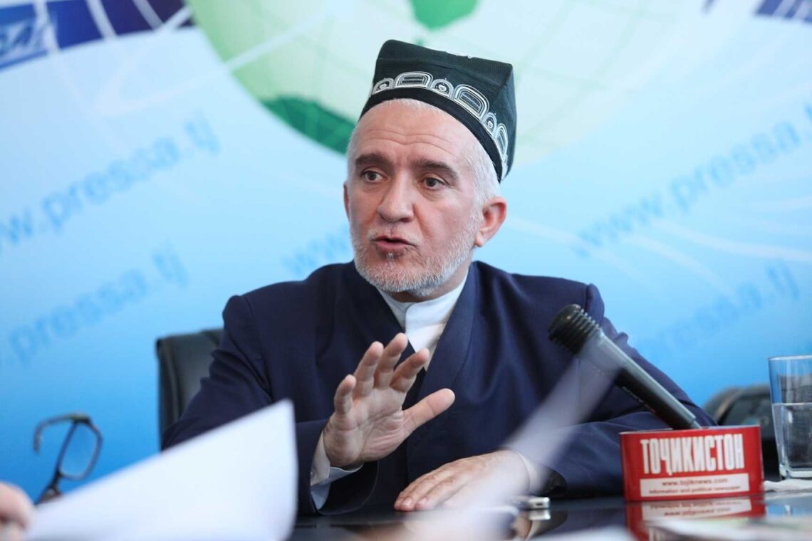 Муфтий Таджикистана предложил возродить Управление вакфов