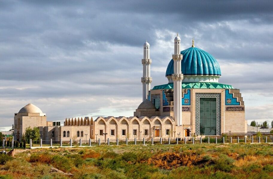 Рамадан-2026: Расписание времени поста и намаза в городах Туркестанской области