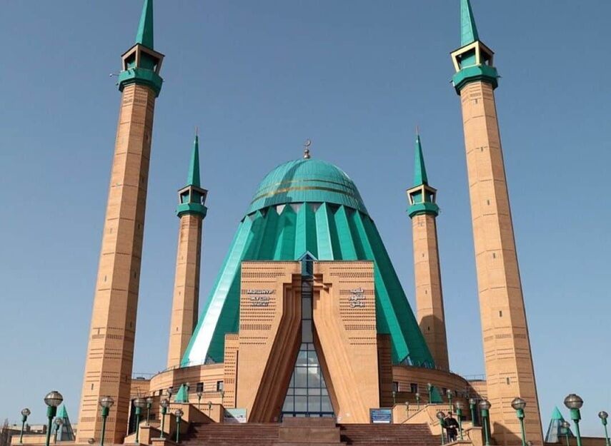 Рамадан-2026: Расписание времени поста и намаза в Павлодаре