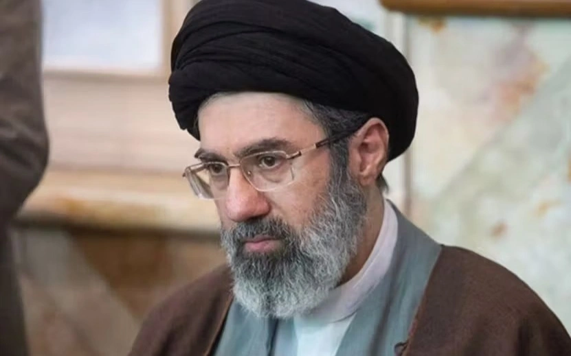 Моджтаба Хаменеи Иранның Жоғарғы Көшбасшысы болып сайланды