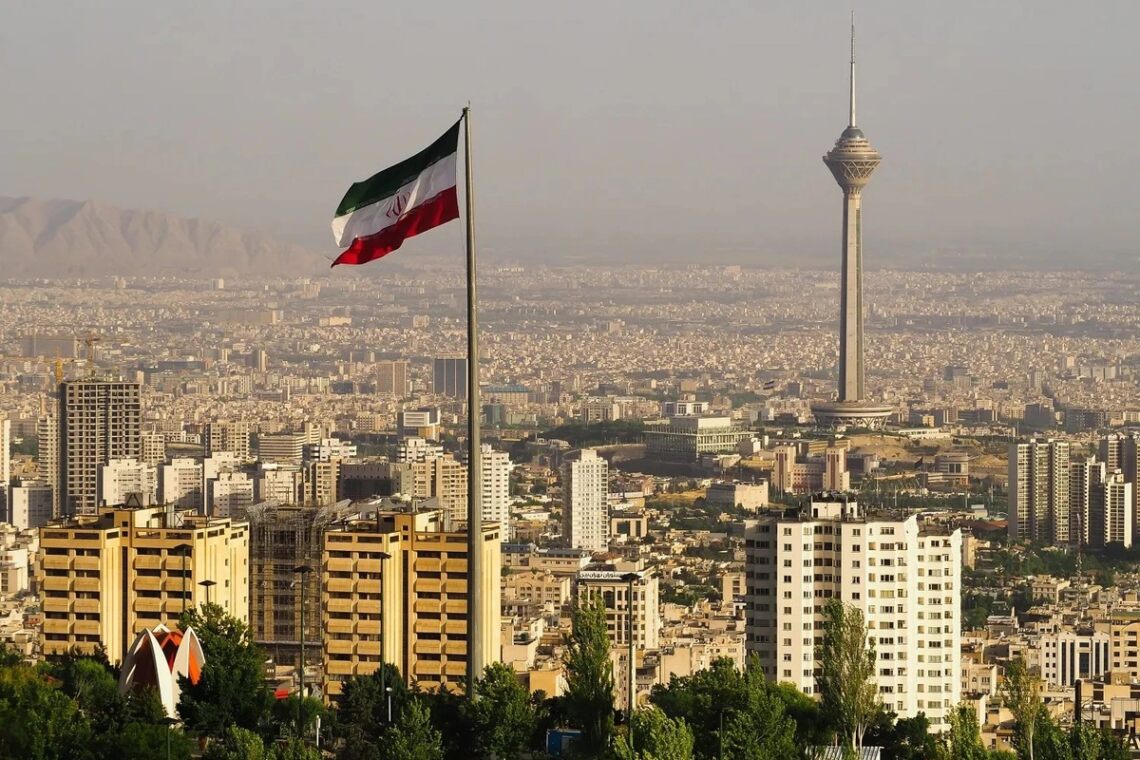 МИД РК согласовал пути эвакуации казахстанцев из Ирана