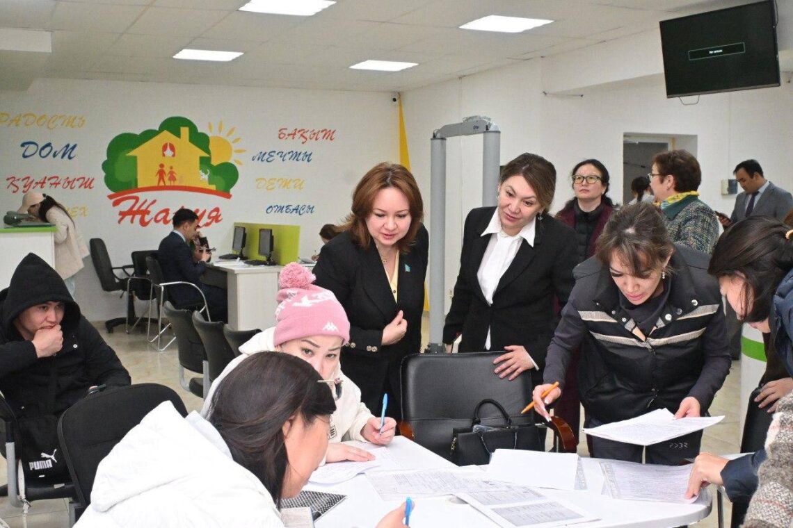 Отбасылық жанжалдарды шешу орталығы жұмысымен танысты