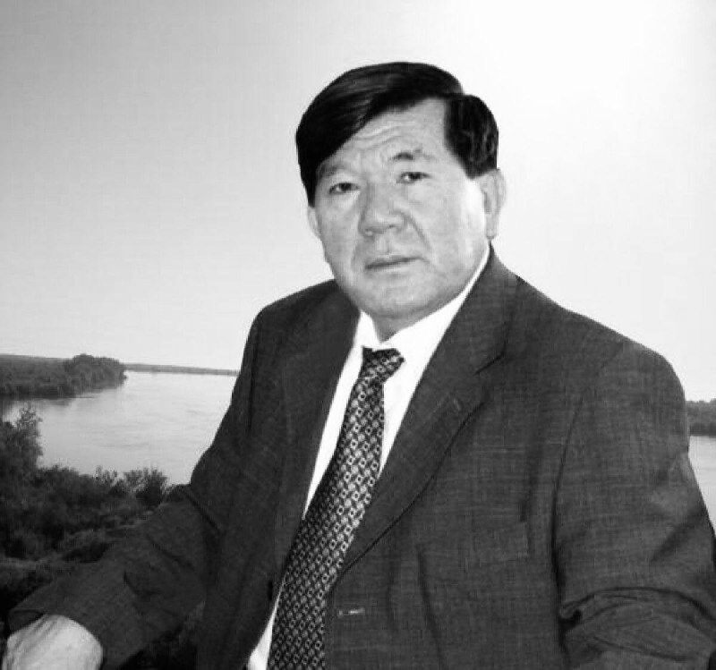Мұхтар Шаханов өмірден озды