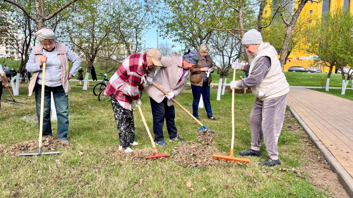 Зейнеткерлер жалпықалалық сенбілікке қатысты