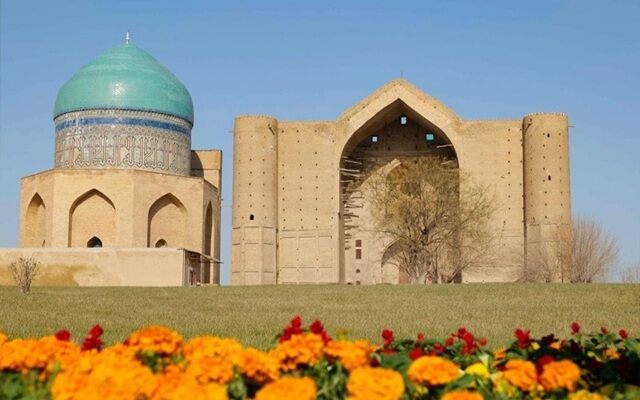 В Казахстане утвердили план по продвижению наследия Яссауи