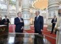 Түркістан: Қасым-Жомарт Тоқаев пен Шавкат Мирзиёев жаңа мешітті аралады