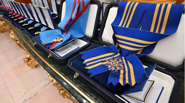 В Казахстане учреждены новые государственные награды