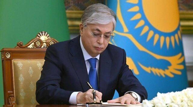 Президент поздравил казахстанцев с Днем Абая