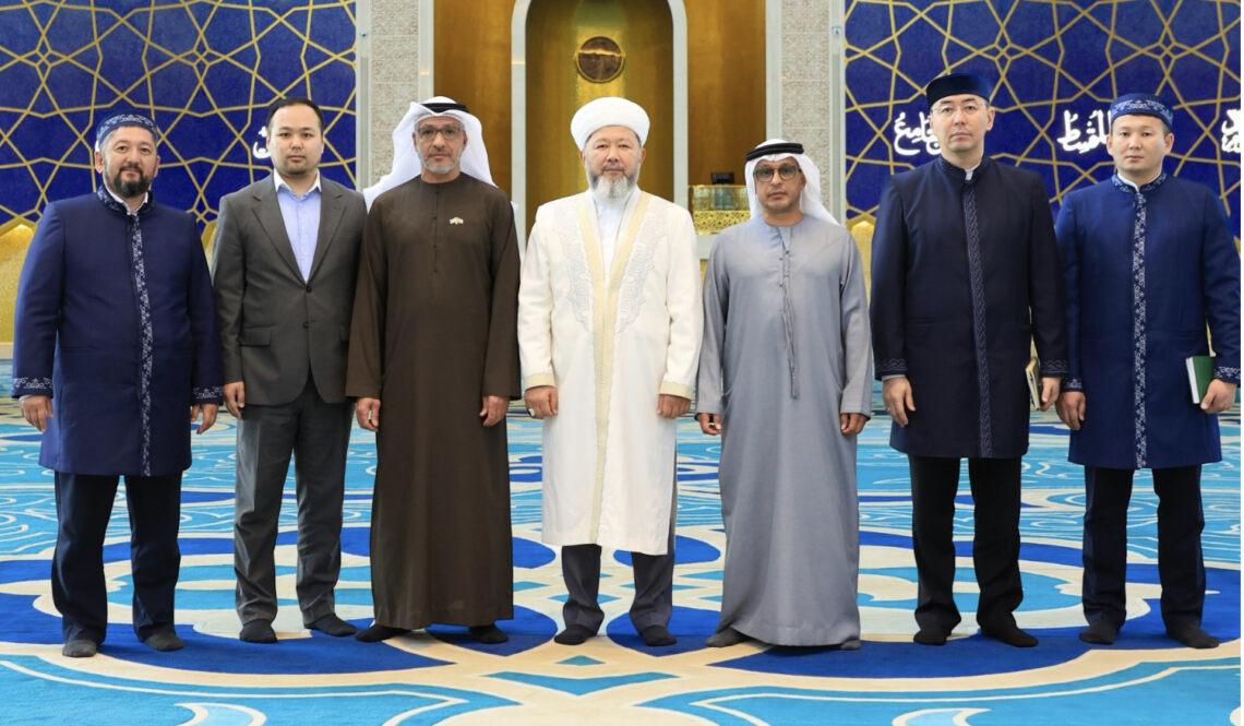 Шейх Заид үлкен мешіті орталығының Бас директорымен кездесті