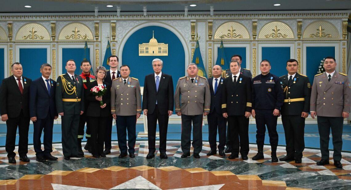 Токаев: Государство приходит и будет приходить на помощь своим гражданам